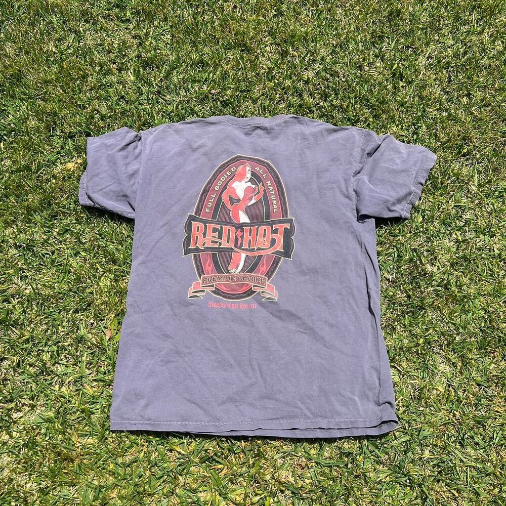 Disneyland red hot sauce Lola promo tee mens size L
